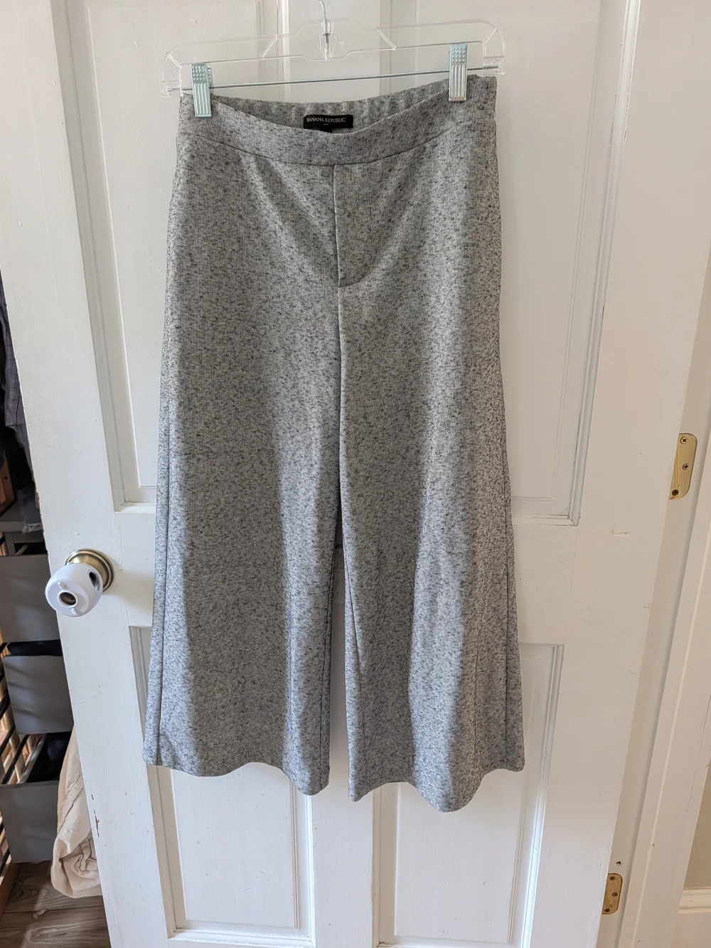 Gray Wide-Leg Cropped Pants
